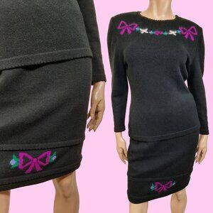 Vintage 80s Giorgio Grati Sweater Skirt Knit Set Black Floral Bow Pattern size M
